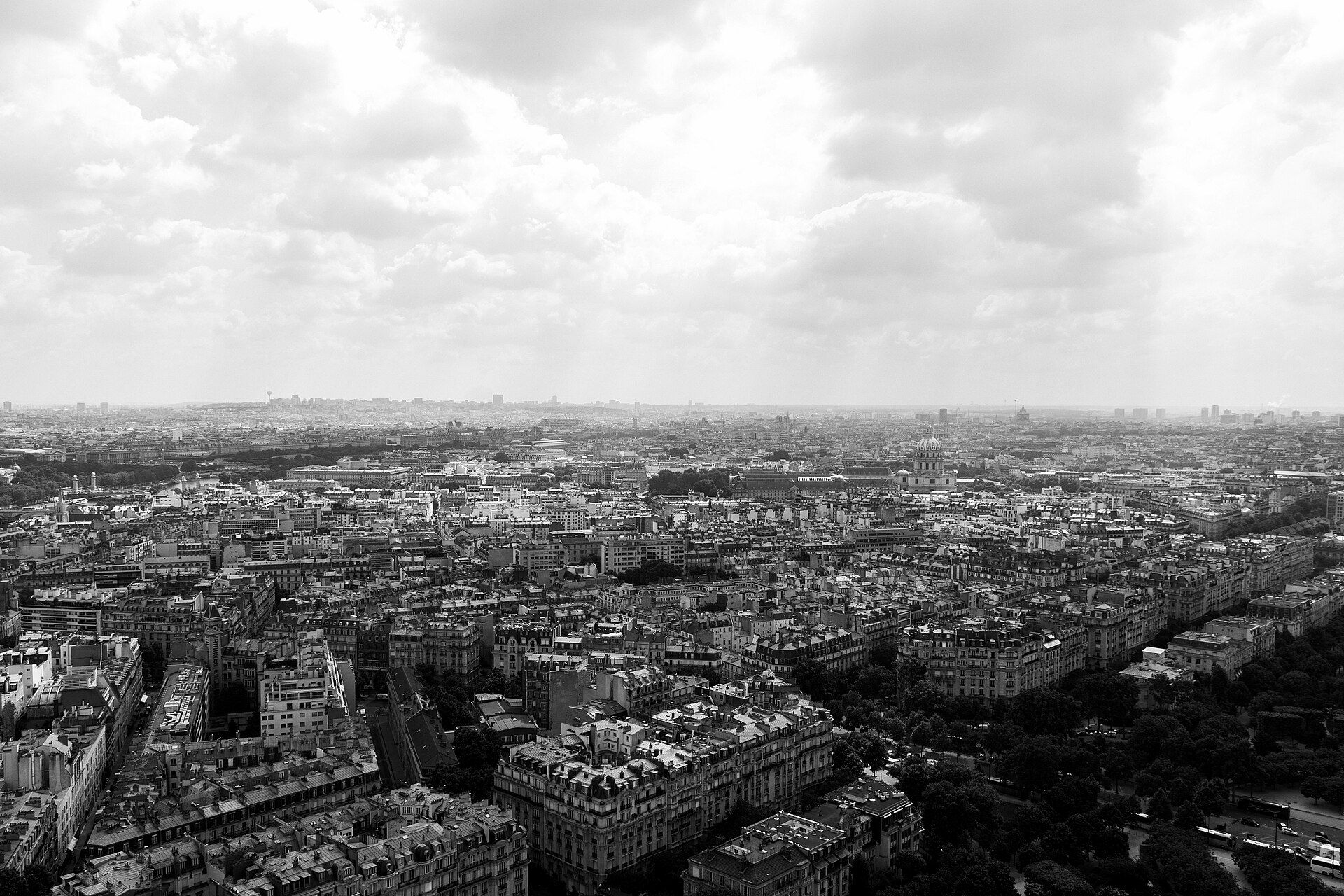 Paris-Le Bourget — letecký uzel